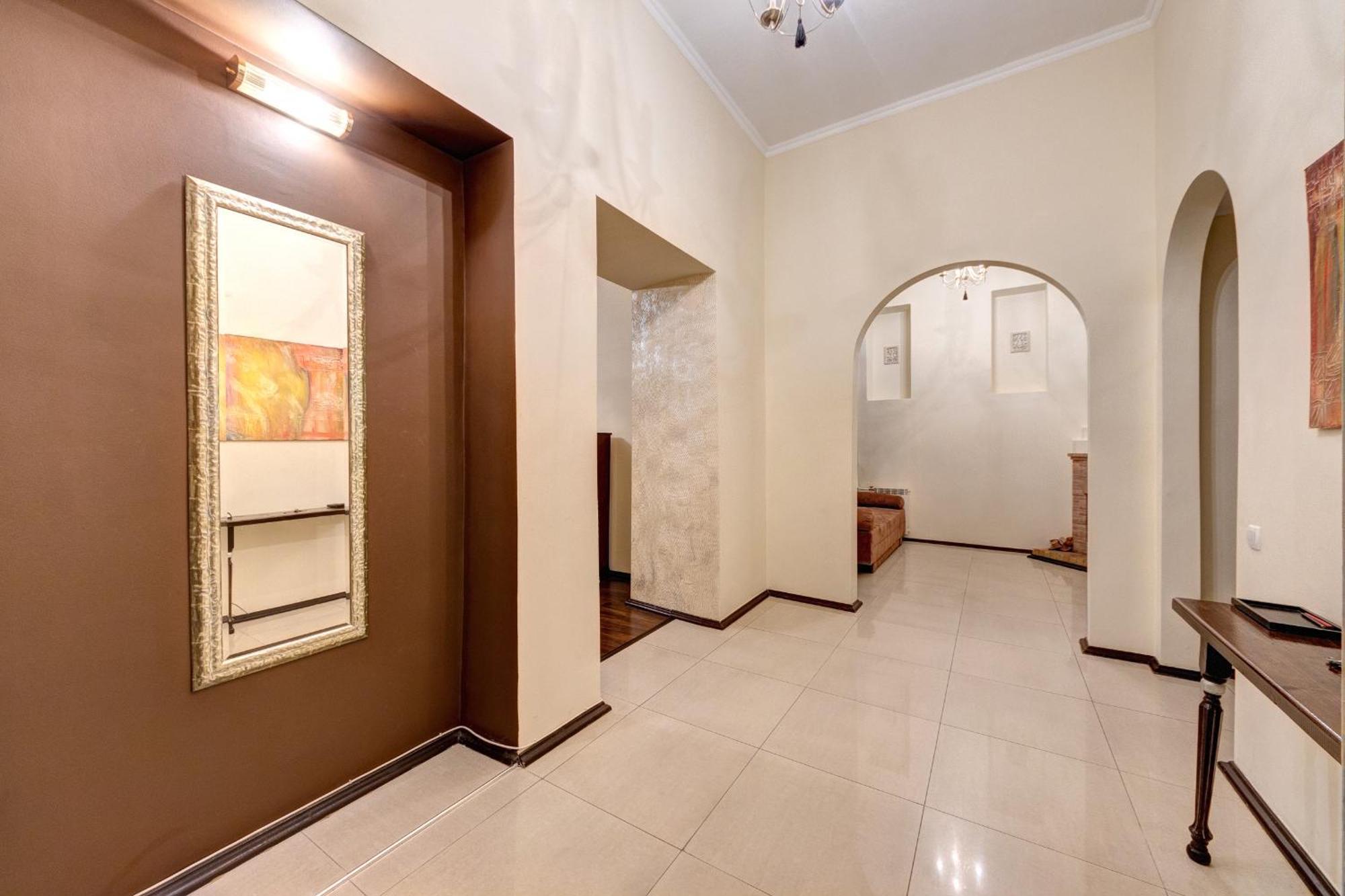 Apartment Saksahanskoho St, 78А เคียฟ ภายนอก รูปภาพ